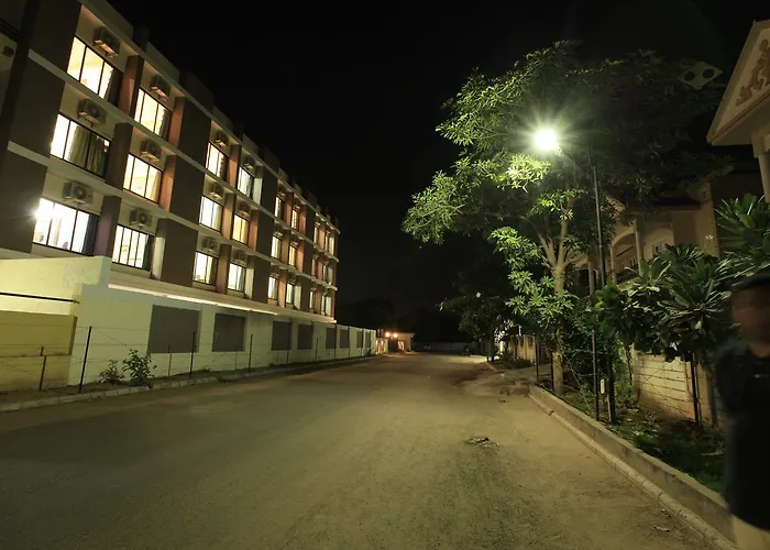 Hotel Galaxy Inn Ahmedabad